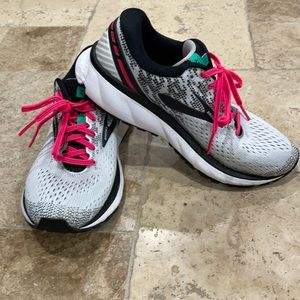 Brooks Ghost 11 Running Shoes
